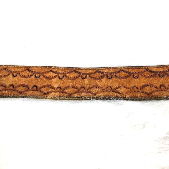 Vintage Tooled-Leather Belt With Agate Buckle 43" - Picture 3 of 6